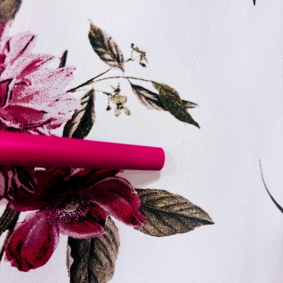 REITMANS White floral flowy blouse | Feminine casual | Medium - Picture 5 of 7